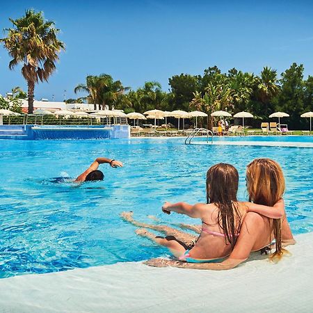 Riva Marina Resort - Cdshotels Каровиньо Экстерьер фото