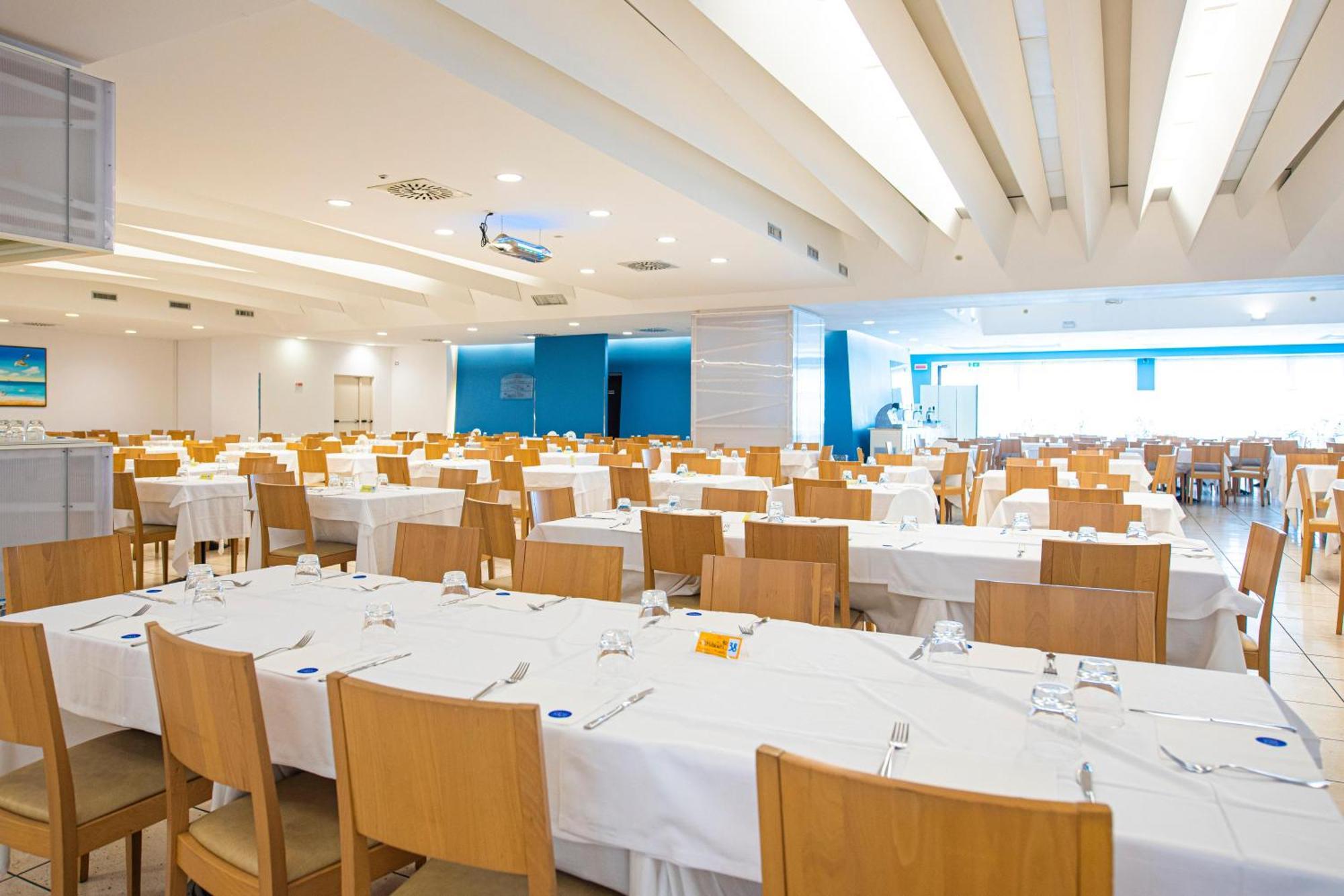 Riva Marina Resort - Cdshotels Каровиньо Экстерьер фото