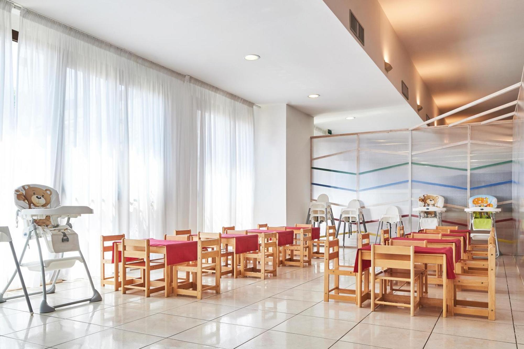 Riva Marina Resort - Cdshotels Каровиньо Экстерьер фото