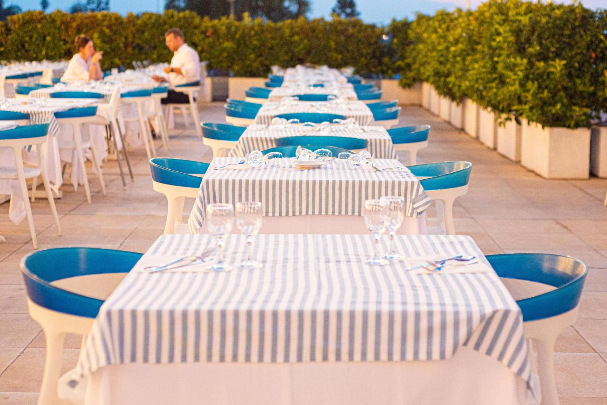 Riva Marina Resort - Cdshotels Каровиньо Экстерьер фото